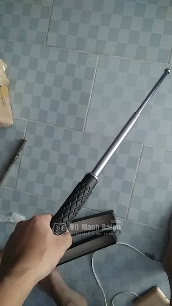 Ban Trung Le (Nha Trang, Khanh Hoa) mua baton ASP Army size 26 (10)