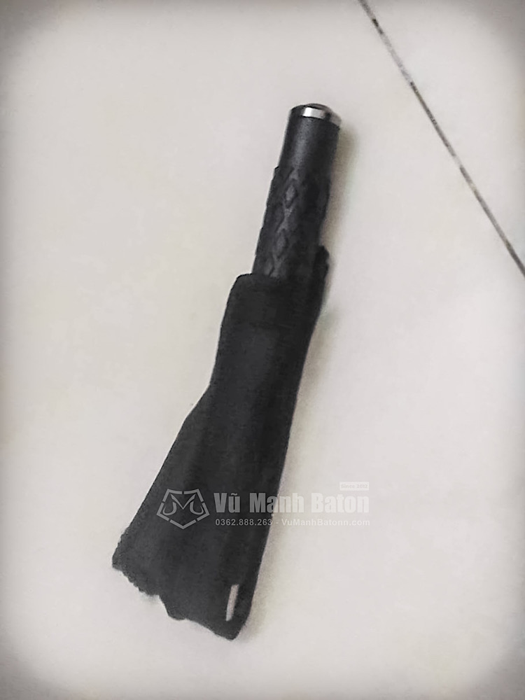 Ban Huynh Quy (Lien Chieu, Da Nang) mua baton ASP Army (5)
